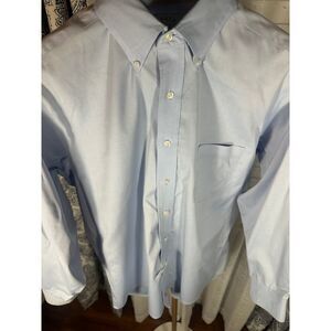 Eagle Shirtmaker Blue 17 32/33 Non-Iron Mens Button Down
